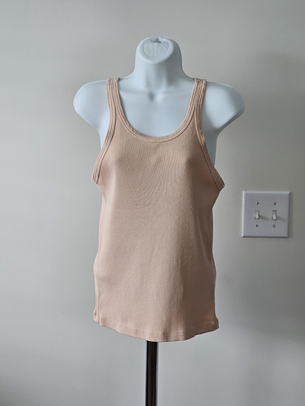 AMO Ribbed Tank Peach Size Large